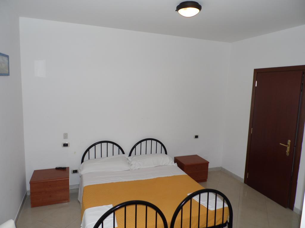 Ai Vecchi Tempi Hotel Frattocchie Szoba fotó