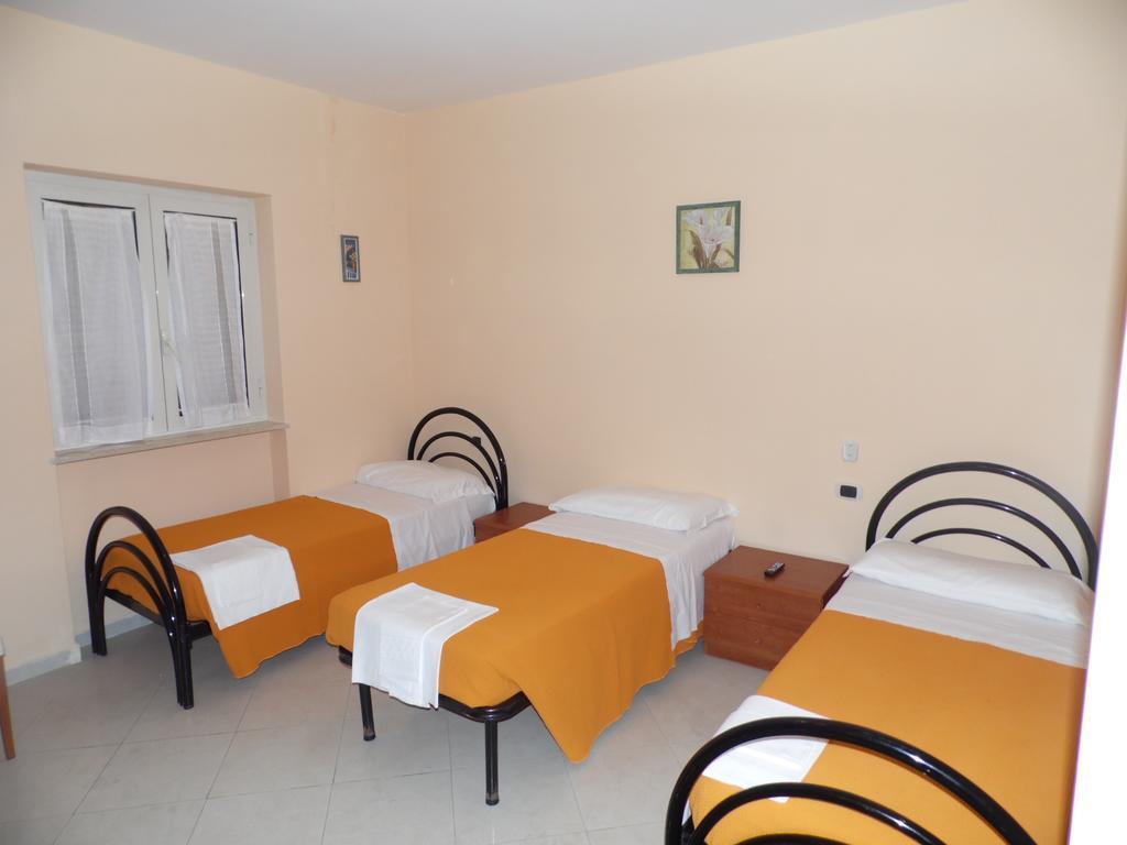 Ai Vecchi Tempi Hotel Frattocchie Kültér fotó
